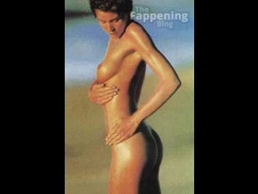 Carey Lowell Sexy And Nude Photos Collection