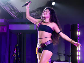 Jessie Reyez Sexy Flaunts Her Hot Assets During Her Performance In Austin