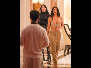 Kim Kardashian Sexy Seen Showing Off Her Curvaceous Body Near Piazza Navona In Rome