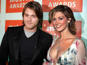 Delta Goodrem Sexy in Delta Goodrem Sexy And Topless Photos Collection