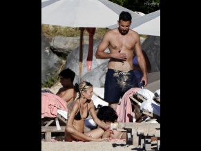  alt="Delilah Belle Hamlin Sexy in Delilah Belle Hamlin Sexy Spotted Showing Off Her Sizzling Bikini Body At St. Barts Beach In France"