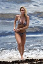 Danielle ArmstrongSexy in Danielle Armstrong Sexy in Miami Beach in Florida