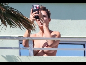 Elisabetta Canalis Nude in On The Beach