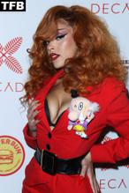 Doja CatSexy in Doja Cat Sexy Seen Flaunting Her Hot Tits As Miss Bellum At The Halloween Party in Bel Air