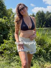  alt="Aleksandra Niespielak Sexy in Aleksandra Niespielak Sexy In Social Media Photos From 2026"