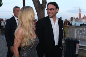  alt="Sydney Sweeney Sexy in Sydney Sweeney Sexy Flashes Her Hot Tits And Undies In A Glamorous Dress At Armani's Star-studded Party In Italy"