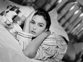MONICABELLUCCISEXYANDTOPLESSSEDUCESHERHOTTITSANDFIGUREFORFREDMEYLANSBLACKWHITEPHOTOSHOOT - NUDE STORY