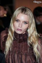 Abbey LeeSexy in Abbey Lee Sexy Flashes Her Hot Breasts At Saint Laurent Fashion Show In Paris