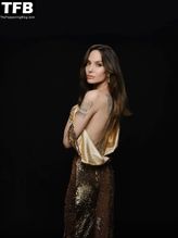  alt="Angelina Jolie Sexy in Angelina Jolie Nude And Sexy Photos Collection"