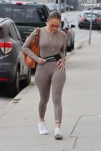 Jennifer LopezSexy in Jennifer Lopez Flaunts Her Sexy Curves In La