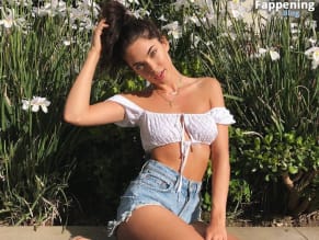 Aarika Wolf Sexy in Aarika Wolf Sexy And Bare Photos Collection