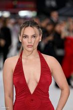  alt="Dafne Keen Sexy in Dafne Keen Sexy And Stunning Photos Collection"