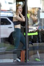 Elle FanningSexy in Elle Fanning Sexy After Saturday Work Out in Studio City