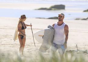 Elsa PatakySexy in Chris Hemsworth and wife Elsa Pataky enjoy some exercise at a quiet beach in Byron Bay, Australia