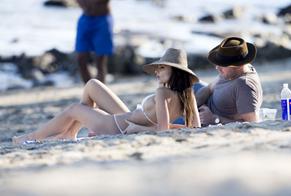 Emily RatajkowskiSexy in Emily Ratajkowski Sexy White Bikini at Paradise Cove in Malibu