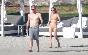 Emma RobertsSexy in Emma Roberts and Glee star Chord Overstreet were enjoying some downtime with friends in Punta Mita, Mexico