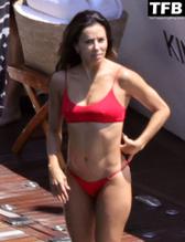 Eva Longoria Sexy Seen Showcasing Her Stunning Figure And Ass Crack In A Red Bikini On Holiday in Capri 