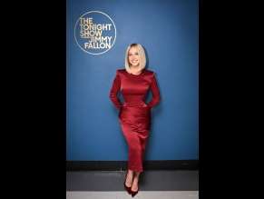Sydney Sweeney Sexy Stuns In Steamy Red Dress On Tonight Show Starring Jimmy Fallon In NYC