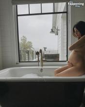 JENNADEWANSEXYANDNUDESHOWINGOFFHERHOTBODYANDBABYBUMP - NUDE STORY