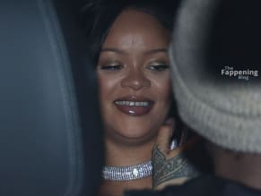 RIHANNASEXYSPOTTEDSHOWINGOFFHERSTUNNINGCLEAVAGEATFENTYBEAUTYEVENTINPARIS - NUDE STORY