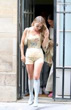 Sydney SweeneySexy in Sydney Sweeney Sexy Spotted Showing Off Her Stunning Legs In Paris