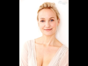  alt="Eva Herzig Sexy in Eva Herzig Sexy Photos Collection"