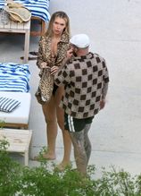  alt="Jutta Leerdam Sexy in Jutta Leerdam Sexy Spotted With Jake Paul Showing Off Her Sizzling Bikini Body While On An Italian Getaway"