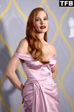 Jessica ChastainSexy in Jessica Chastain Sexy Seen Flaunting Her Stunning Figure At The Annual Tony Awards in NYC 