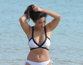 Kayleigh MorrisSexy in Kayleigh Morris Sexy Vacation On the Beach in Spain