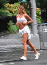 KELLYBENSIMONSEXYINAWHITESPORTSTOPANDSHORTSRUNNINGINSOHOINNEWYORKCITY - NUDE STORY