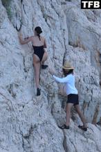 Kelsey MerrittSexy in Kelsey Merritt Sexy Seen Flaunting Her Hot Bikini Body Alongside Jared Leto in Sardinia 