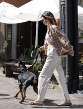 Kendall JennerSexy in Kendall Jenner Sexy Seen Braless Having Lunch in West Hollywood