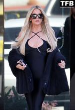 Khloe KardashianSexy in Khloe Kardashian Sexy Seen Showing Off Her Tits in Burbank 