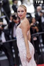 KIMBERLEYGARNERSEXYSEENFLAUNTINGHERHOTFIGUREWEARINGASEETHROUGHDRESSATTHEANNUALCANNESFILMFESTIVAL - NUDE STORY