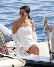 Kourtney Kardashian Upskirt  at the Hotel Du Cap-Eden-Roc in Antibes 