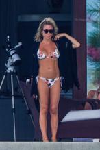 Kristin CavallariSexy in Kristin Cavallari displays her slender bikini body during a Mexico vacation with friends