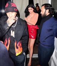 Kylie JennerSexy in Kylie Jenner Sexy With Her Boyfriend Tyga in New York City 