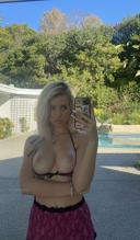 LOTTIEMOSSSEXYSHARESNUDESELFIENEARTHEPOOL - NUDE STORY