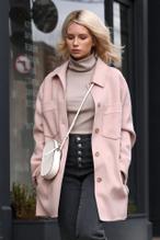 LOTTIEMOSSSEXYPICTUREDOUTSHOPPINGONKINGSROADINLONDON05032019 - NUDE STORY