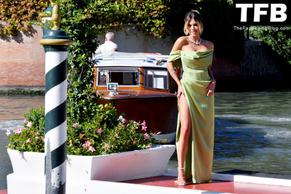 Ludovica PaganiSexy in Ludovica Pagani Sexy Seen Flaunting Her Hot Boobs And Legs At The Venice international Film Festival In Italy 