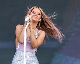 Maren MorrisSexy in Maren Morris Sideboob during the Bonnaroo Music and Arts Festival in Manchester, Tennessee