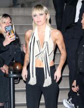 Miley CyrusSexy in Miley Cyrus very revealing after Marc Jacobs fashion show in New York City