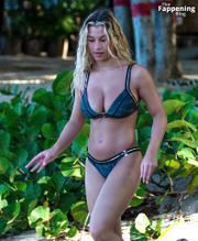 Molly RainfordSexy in Molly Rainford Sexy Shows Off Her Voluptuous Physique in a Hot Bikini at the Beach in Barbados 