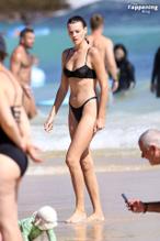 Montana CoxSexy in Montana Cox Sexy Shows Off Her Incredible Body in a Hot Black Bikini at Bondi Beach in Australia 