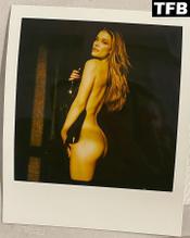 Nina Agdal Sexy Poses Showing Off Her Nude Butt In An Erotic Photoshoot On Social Media 