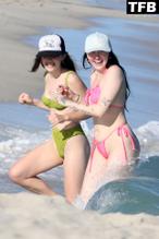 Noah CyrusSexy in Noah Cyrus Sexy Seen Flaunting Her Big Ass And Tits In A Pink Bikini At The Beach in Miami