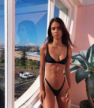 Renee HerbertSexy in Renee Herbert Sexy and Topless Photo Collection