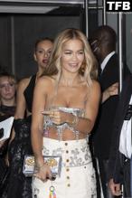 Rita OraSexy in Rita Ora Sexy Seen Flaunting Her Hot Tits Wearing A Tight Crop Top in Paris 