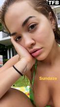 RITAORAFLAUNTSHERSIZZLINGPHYSIQUEINAGREENBIKINIONTHEBEACHSYDNEY - NUDE STORY