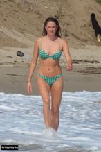 Shailene WoodleySexy in Shailene Woodley Sexy Seen Wearing A Bikini Showing Off Her Hot Body At The Beach In Malibu